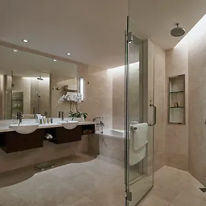 https://equatorial-penang.penanghotels.org